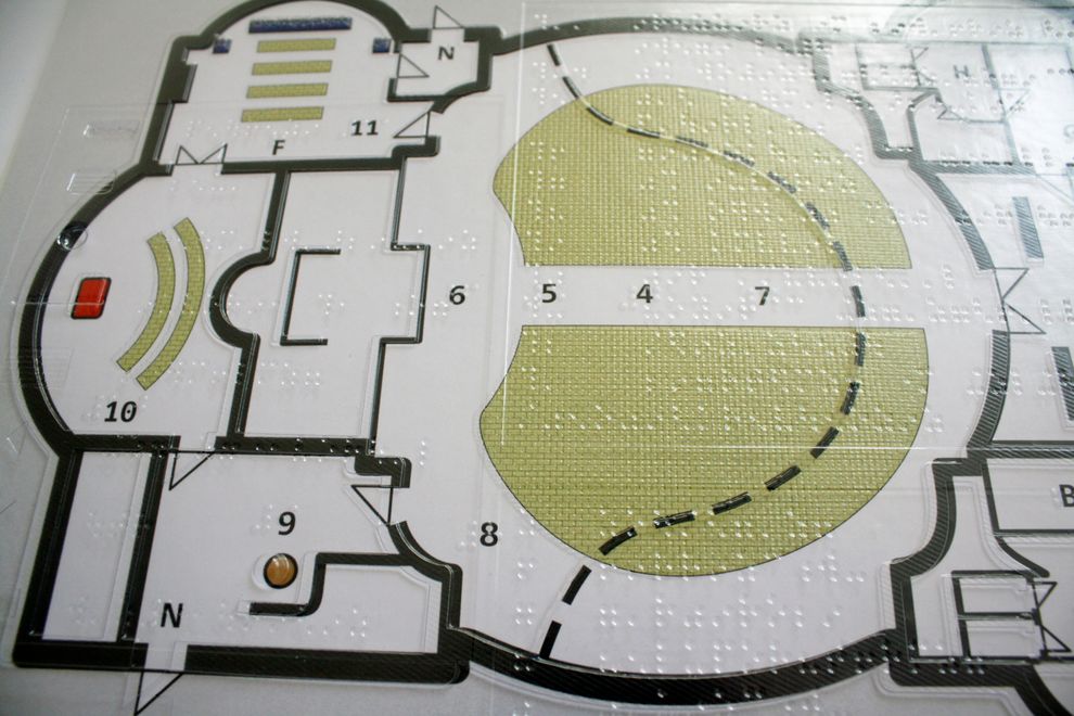 Transparentes Relief mit unterlegtem Orientierungplan